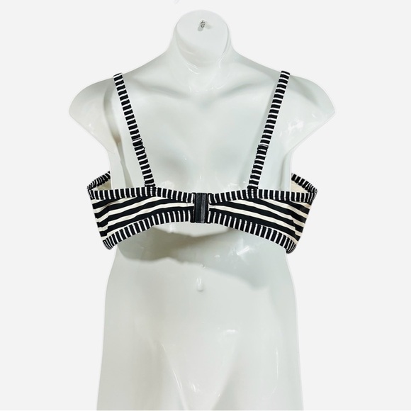 Penningtons, Plus Size Striped Bikini Top, 3X, Black, White 🌴 - Picture 6 of 11